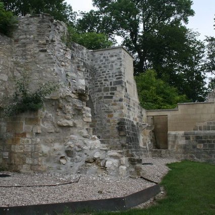 Vaucouleurs 55140 - les ruines du chÃ¢teau